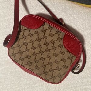 Gucci GG Canvas Messenger Bag